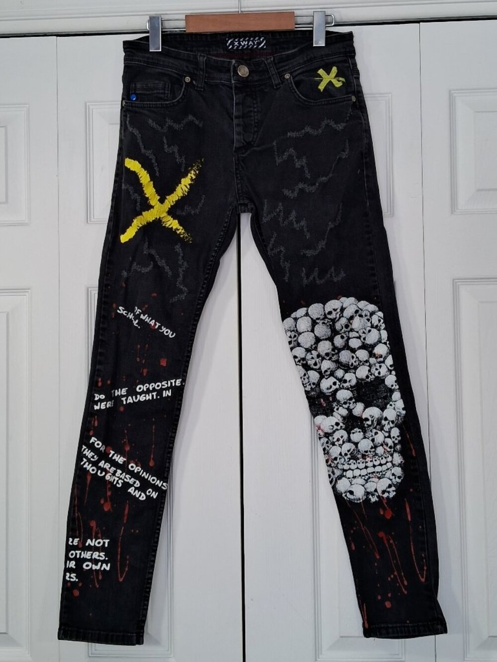 XWAY Graffiti Skull Jeans – Y2K Streetwear – Rare